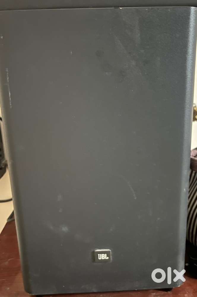 Jbl 2.1 soundbar  bar excellent condition 2 years old rarely used