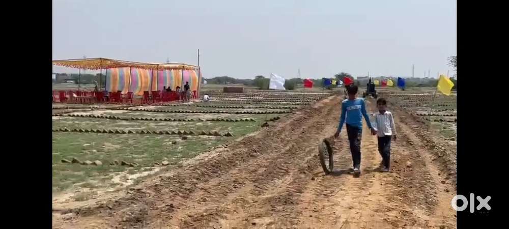 Sona Highway near plot IMT