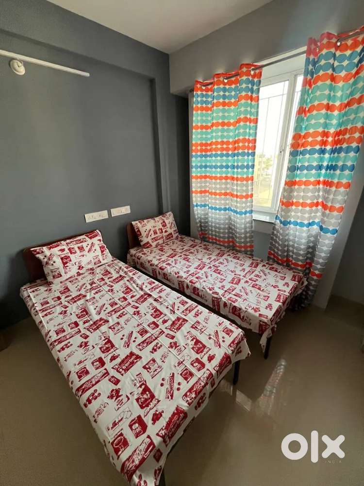 Only Girls Students Single Room 2 Bed,Chair,Fan, Study table Also