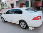Skoda Superb, 2011, Petrol