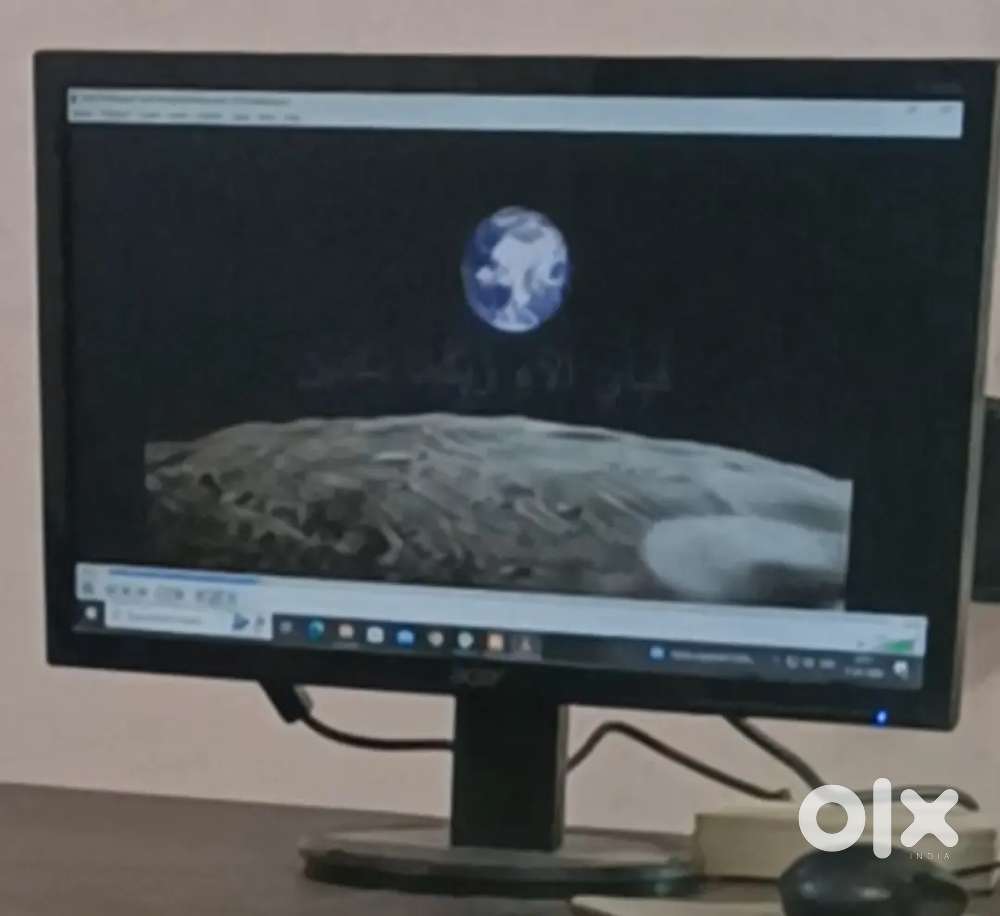LCD Monitor 19 inches