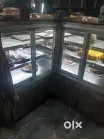 Cake counter