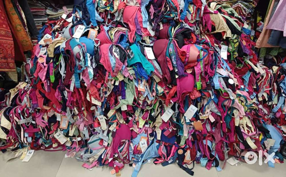 MIX BRAND PADDED BRA LOT OF 18000 PCS URGENT SELL