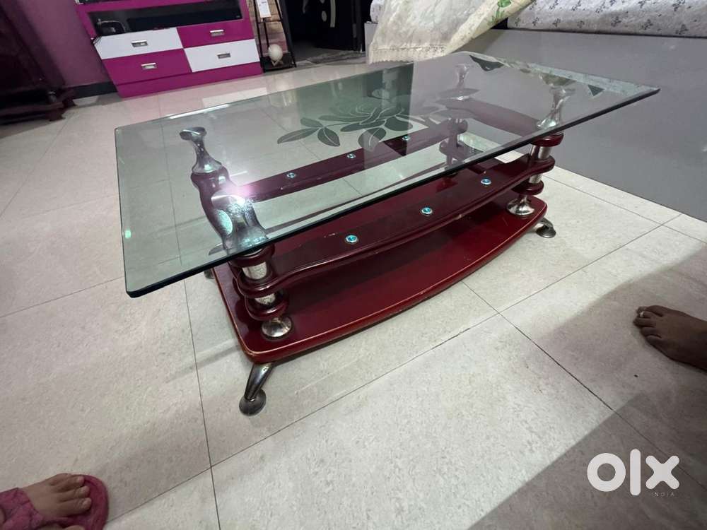 Glass tea table