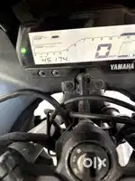 Yamaha R15 V3