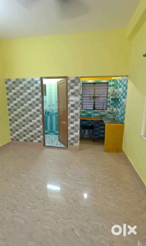 Kestopur Area 1 RK rent 5000 to 650 MF student #@ no restriction