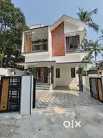 House for sale in Puliyarakonam, Mylady