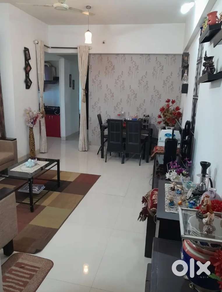 Fully furnished 2Bhk in a Society near Chellaram Hospital