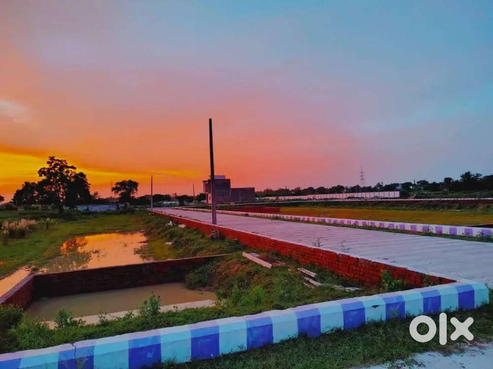 Lucknow Gosaiganj market Sultanpur Highway se Kushi Duri per plot 699/