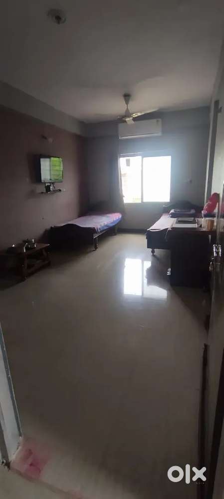 1bhk flat opp. Saarvajanik area