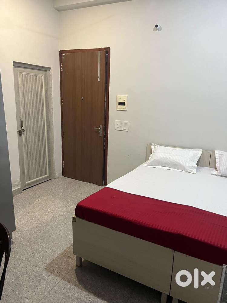 1 rk sami furnished room available