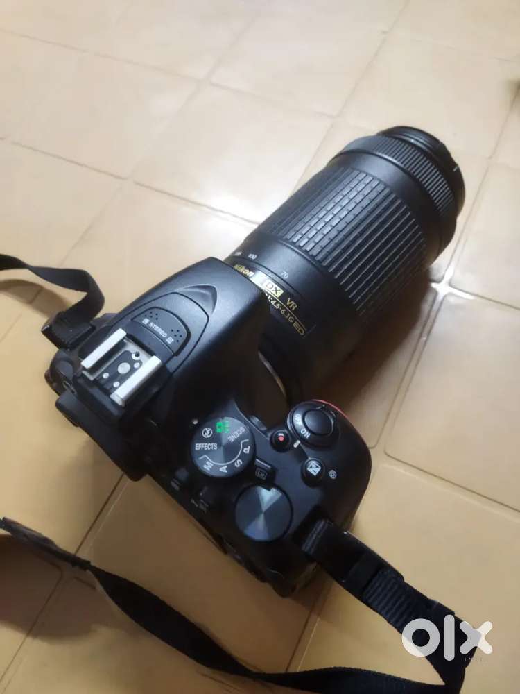 DSLR Camera