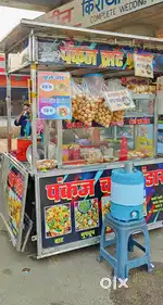 Gupchup thela with counter