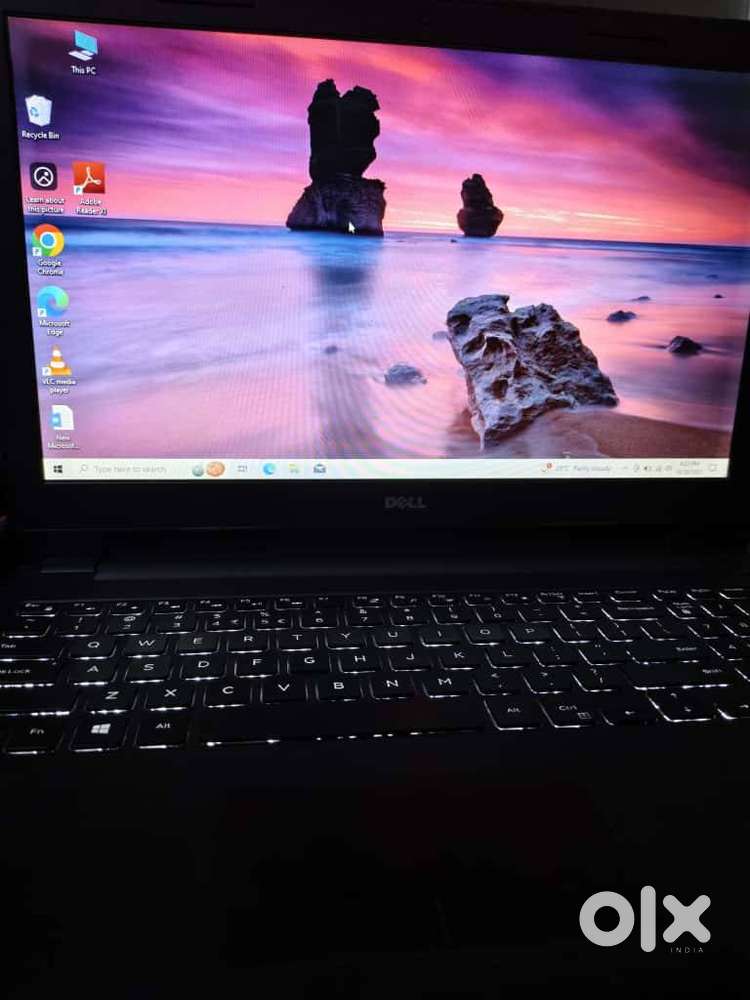 Dell inspiron 3000 series laptop