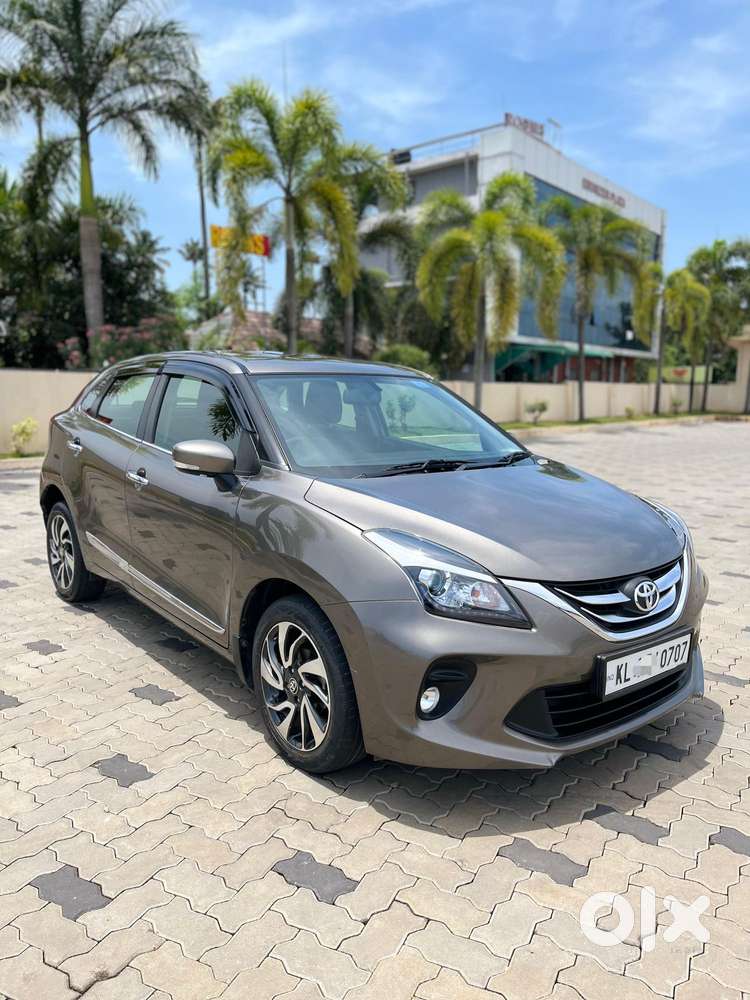Toyota Glanza V CVT, 2019, Petrol
