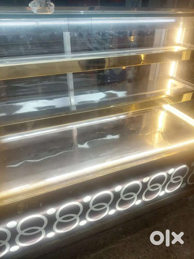 Fridge counter