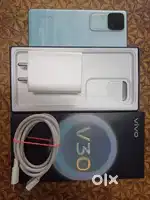VIVO V30 SKY BLUE 8/256. URGENT SALE.