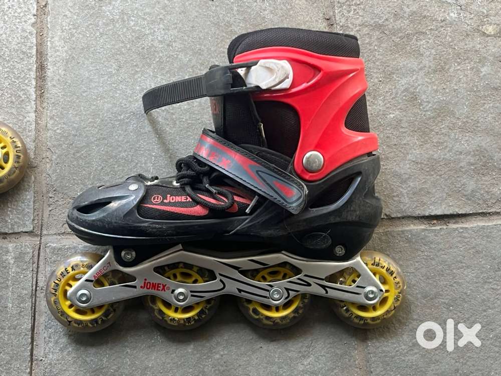 Jonex roller skater
