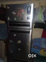 WHIRLPHOOL FRIDGE