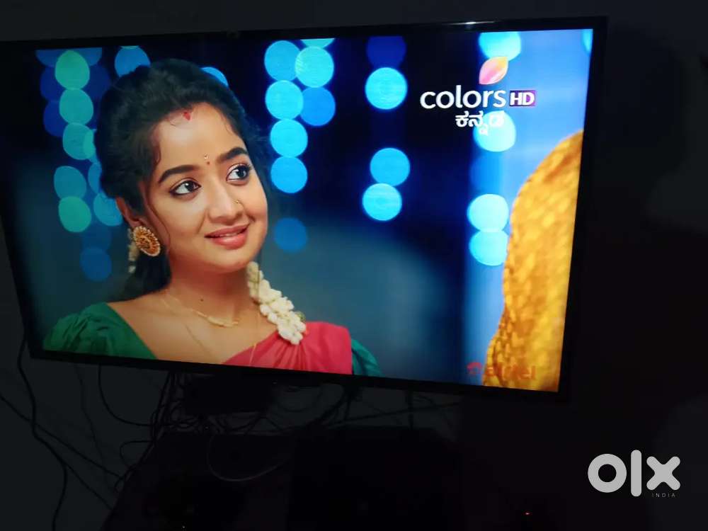 Sony LED TV 42in