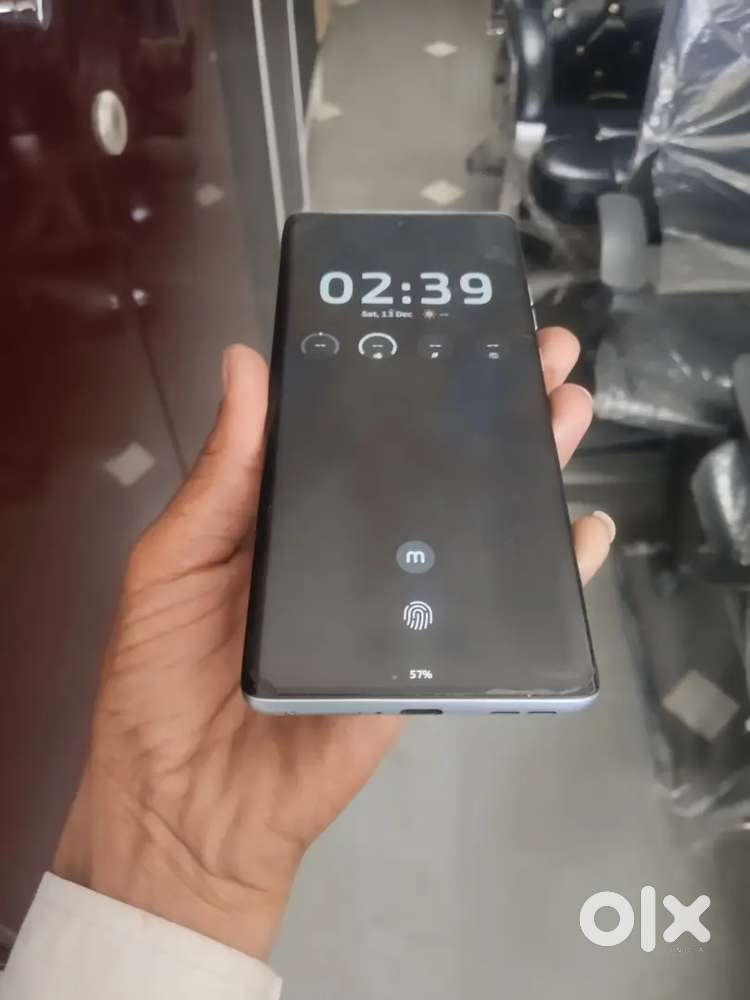 Motorola edge 50 fusion. (. 8. 128. )