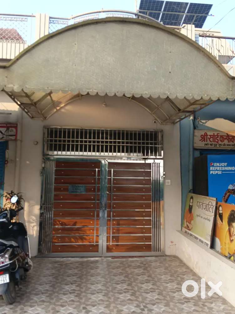 Two bed rooms set available for rent.