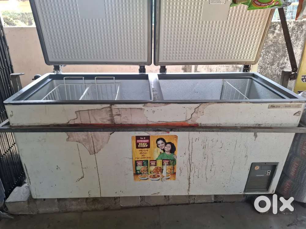 Voltas D-Fridge For Shop Owners  Ice Cream Storage  Kalyan West