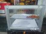 bajji glass box table