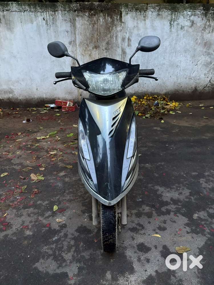 TVS Streak