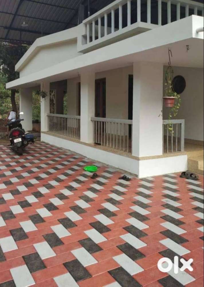 SPACIOUS 2BHK AT VETTICKAL, MULANTHURUTHY