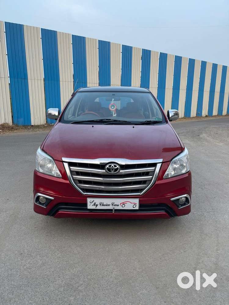Toyota Innova 2.5 G (Diesel) 8 Seater BS IV, 2009, Diesel