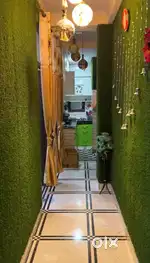 i am looking for female for sharing room