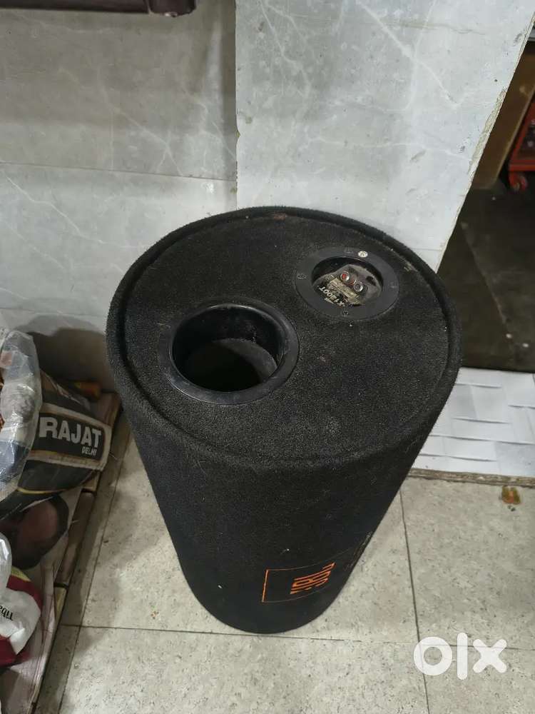 Jbl base tube