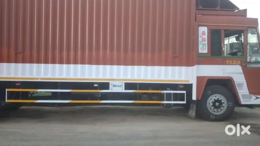 Container driver