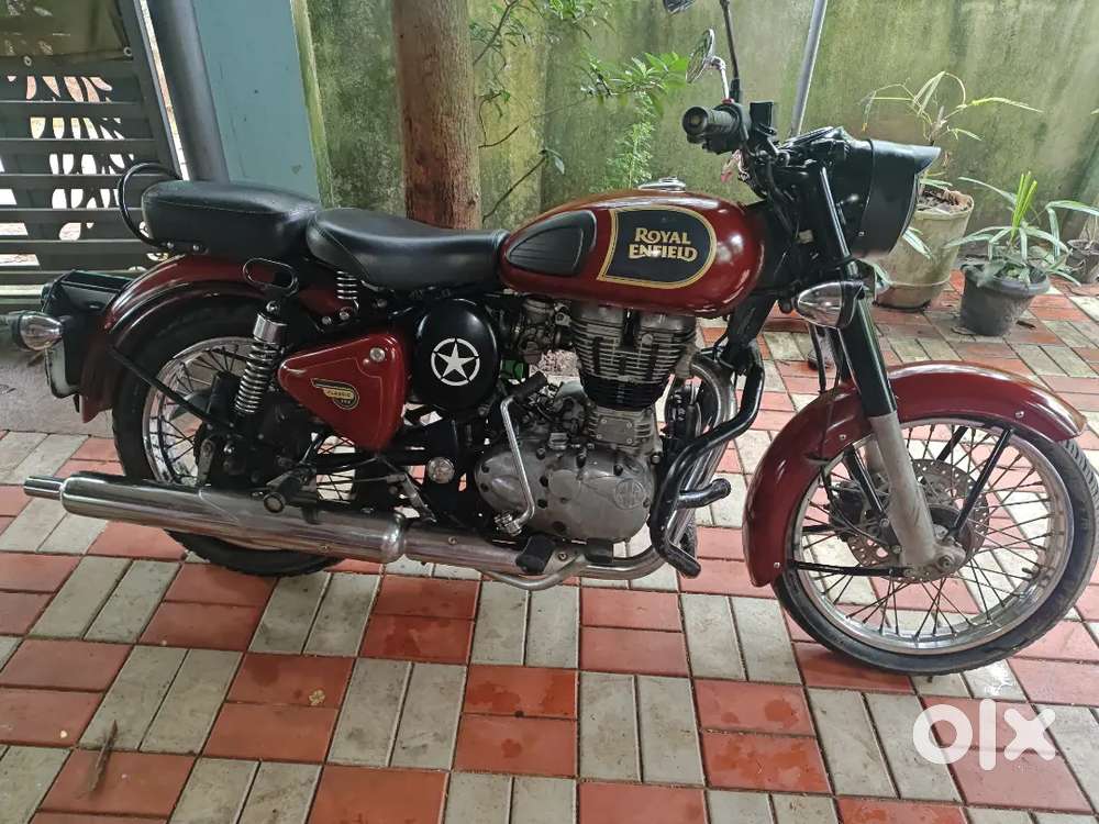 Classic 350,red colour well maintained,new battery