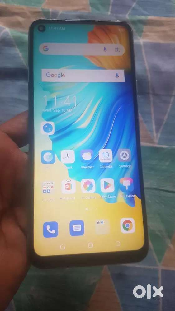 Very very good condition 4gb ram 64g rom camra 64 mgl wht out bil box