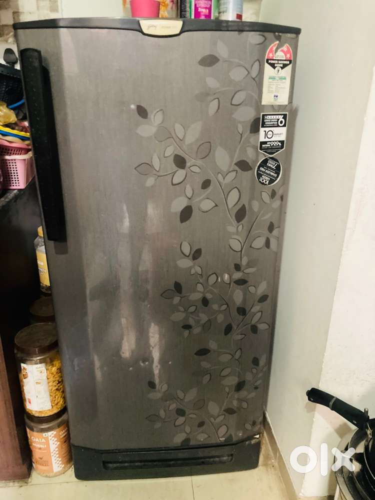 Sell old fridge