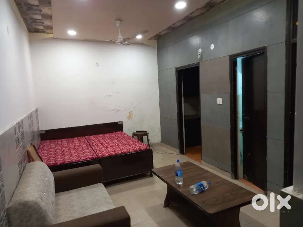 **1RK FLAT {*FURNISHED} {*SEPARATE-METER}