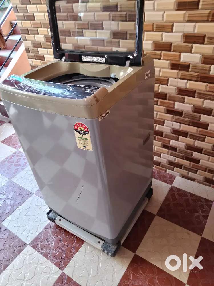 LG washing machine top load (7kg) not used much moving out sale