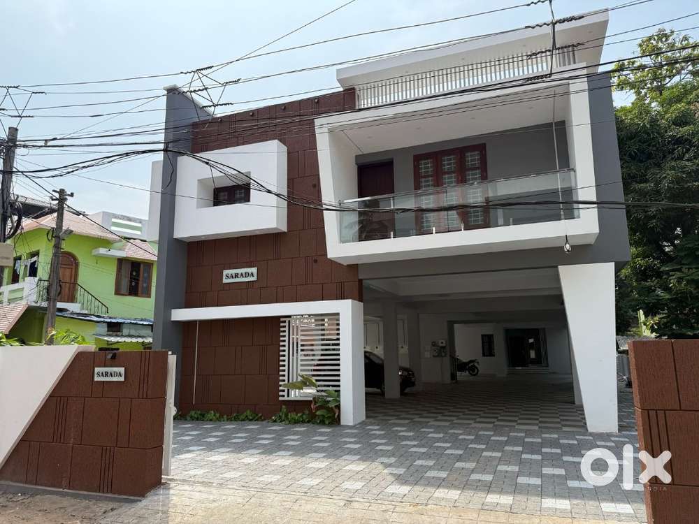 Brand new, spacious 2 Bed room apartment for rent in Sreevaraham