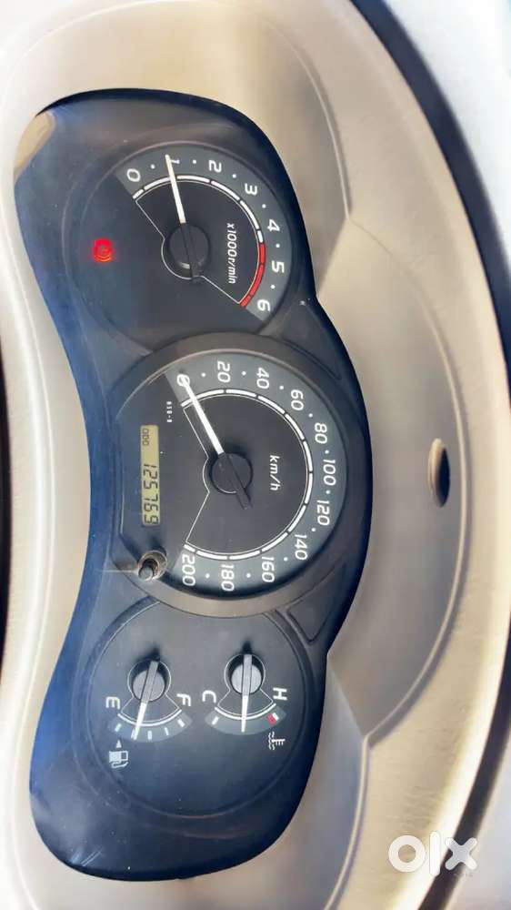 Toyota Innova 2006 Diesel 150000 Km Driven