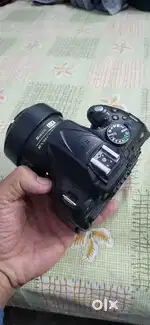 Nikon D5200 with 35mm prime lens