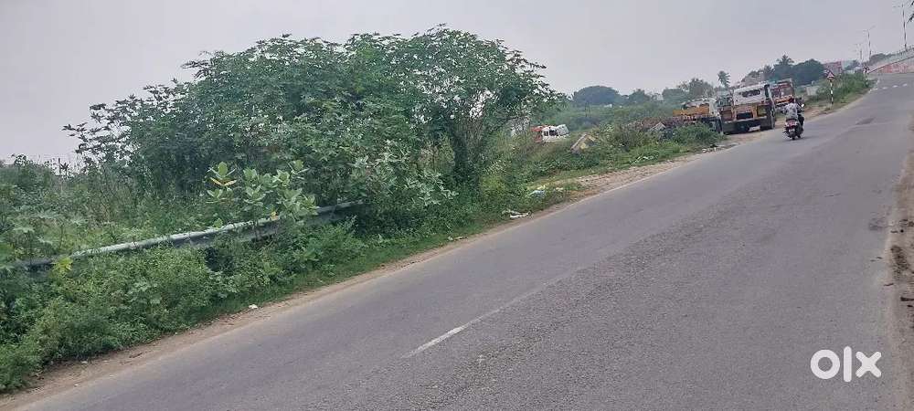 On road land for Rent