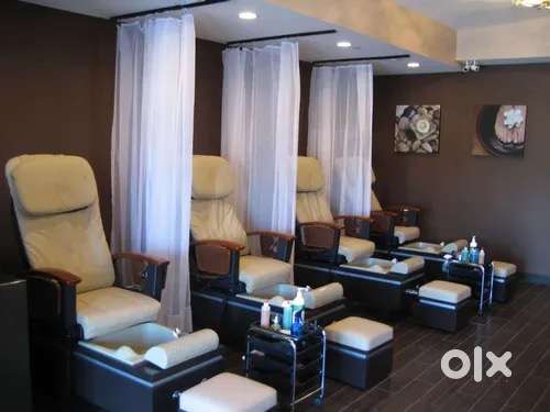 Spa receptionist or supervisor