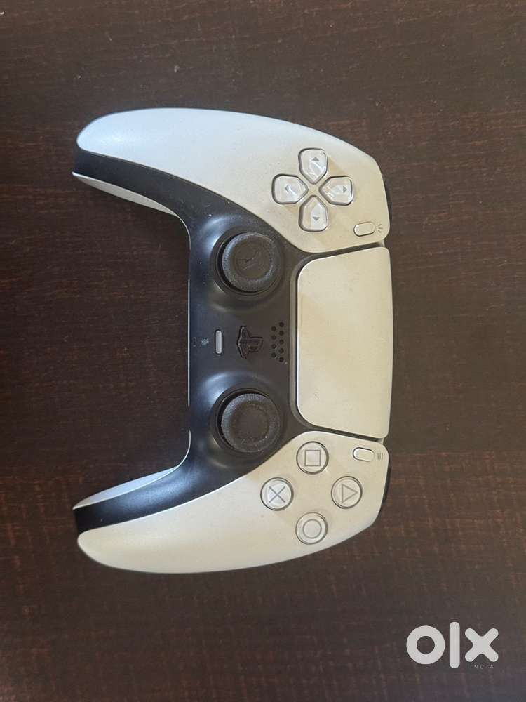 PS5 digital slim 1 TB storage