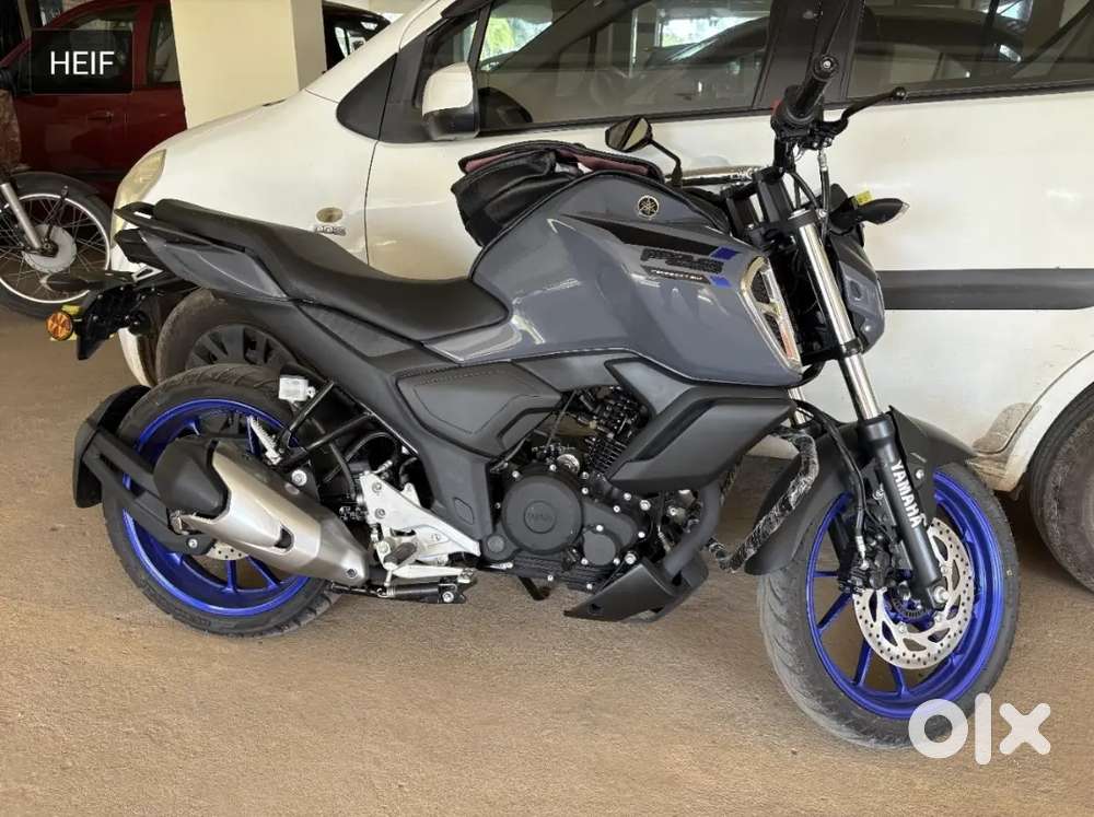 Yamaha fzs v3 abs
