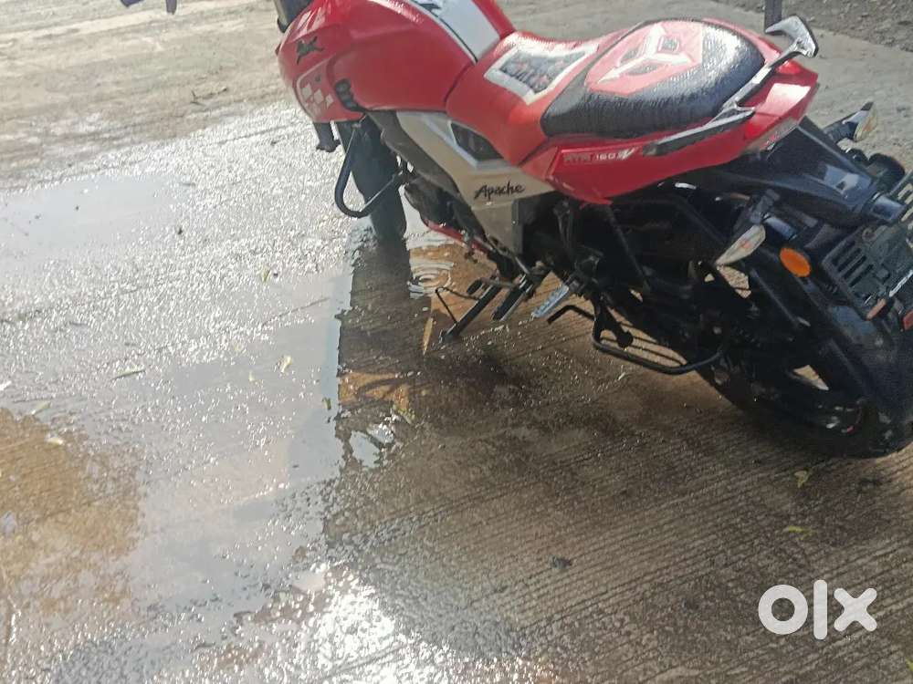 TVS Apache 160 BS 6