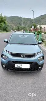Tata Punch Camo Accomplished Dazzle MT, 2022, Petrol
