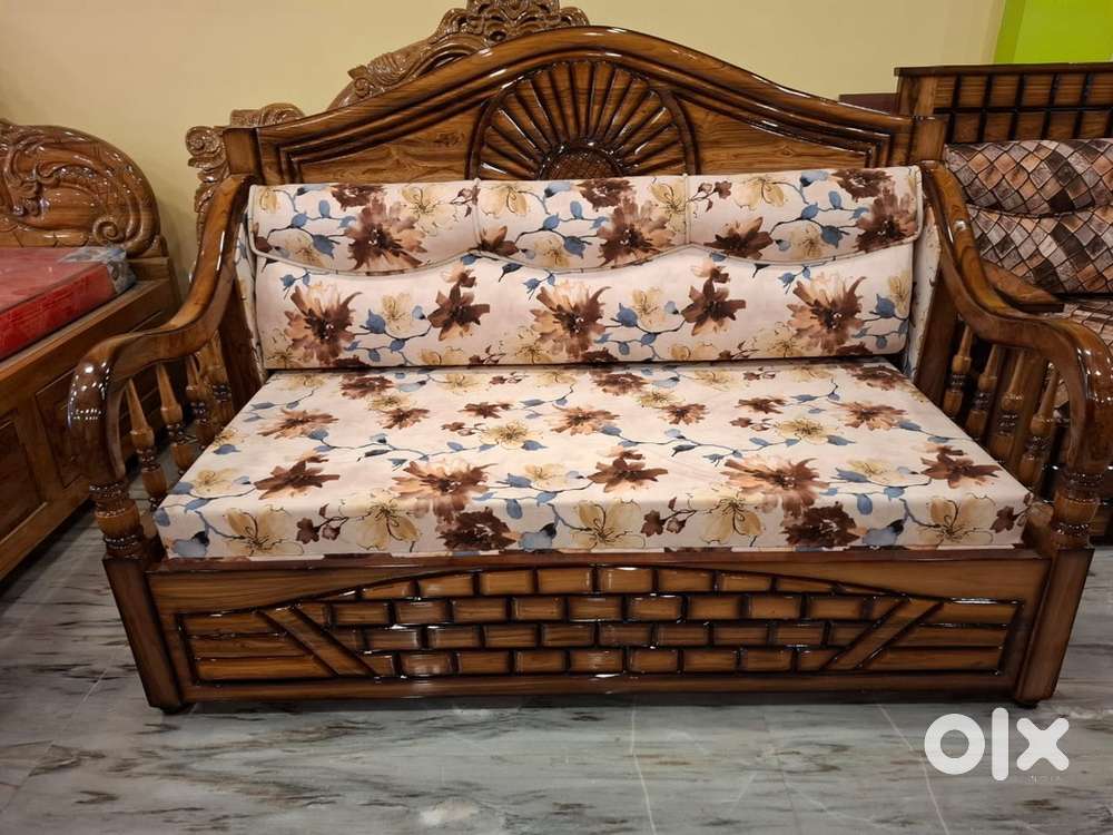 Teak wood sofa cumbed at reasonable prices