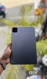 Mi pad 6 (8/256gb) with 4 month warranty (small scract on side)